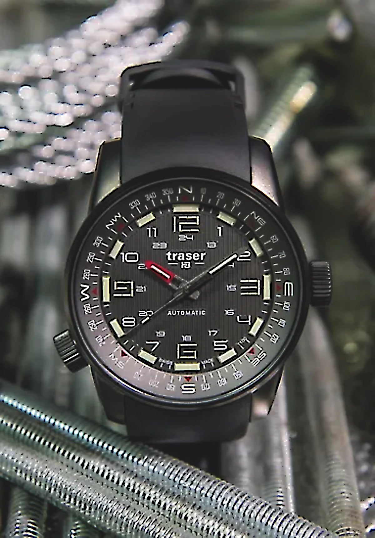 Traser P68 Pathfinder Automatic 110594 Herren Uhr • Automatik • Saphirglas