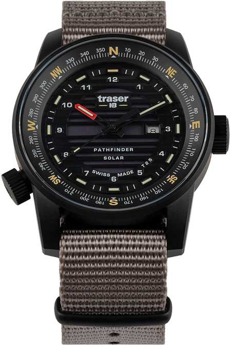 Traser P68 Pathfinder Solar 111400 Herren Uhr • Solar Quarz • trigalight Leuchttechnologie