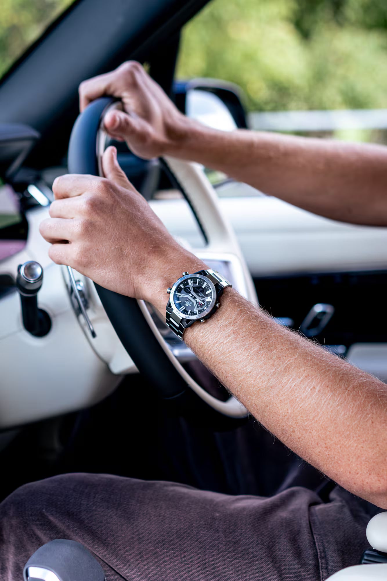 Casio Edifice ECB-2000D-1AEF Herren Uhr • Tough Solar • Bluetooth Konnektivität