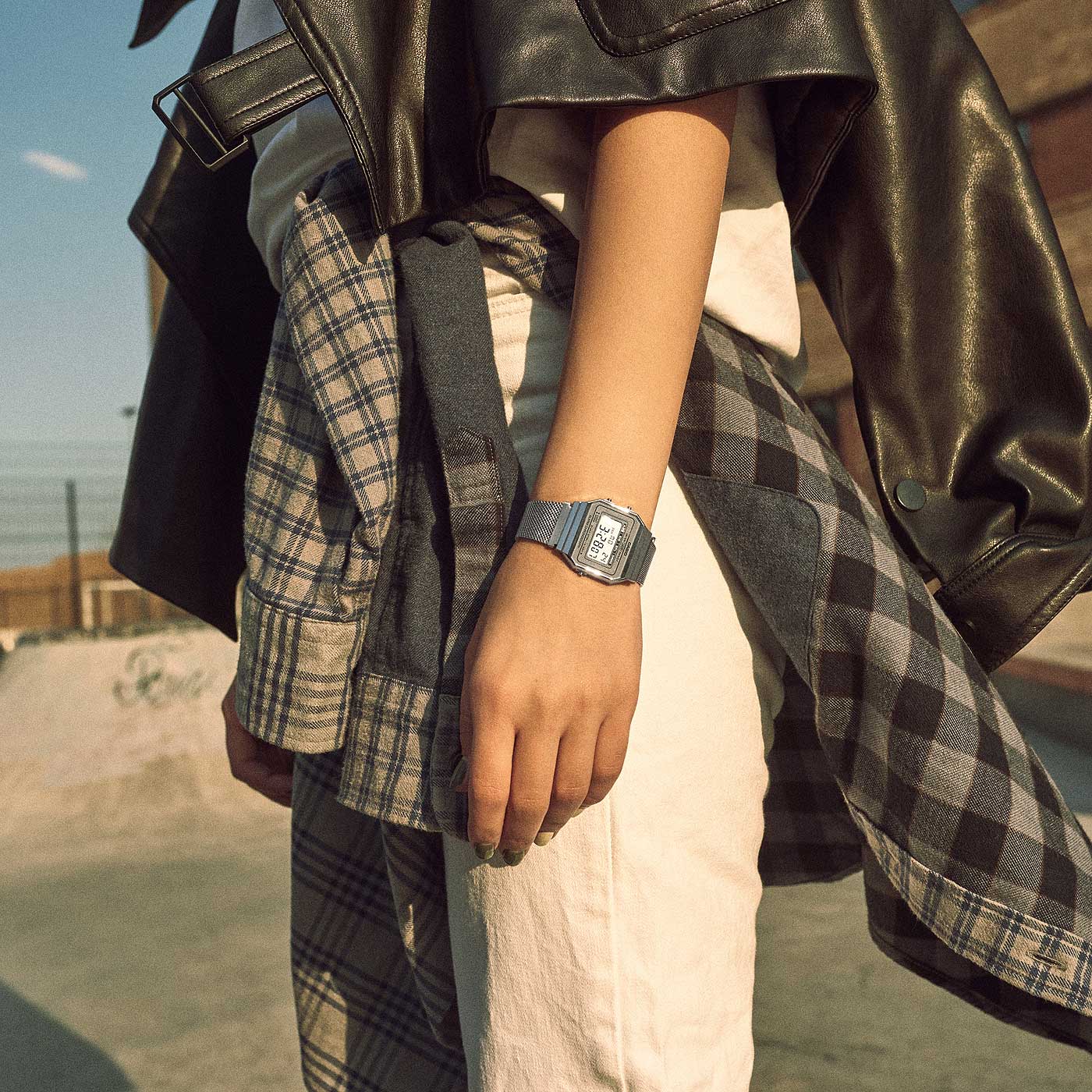 Casio Vintage A700WEM-7AEF Uhr • Kultiges Retro-Design • Extra schlankes Gehäuse