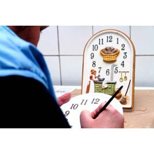 Terrastudio Wanduhr 24x22 cm • Pendeluhr • Küchenmotiv