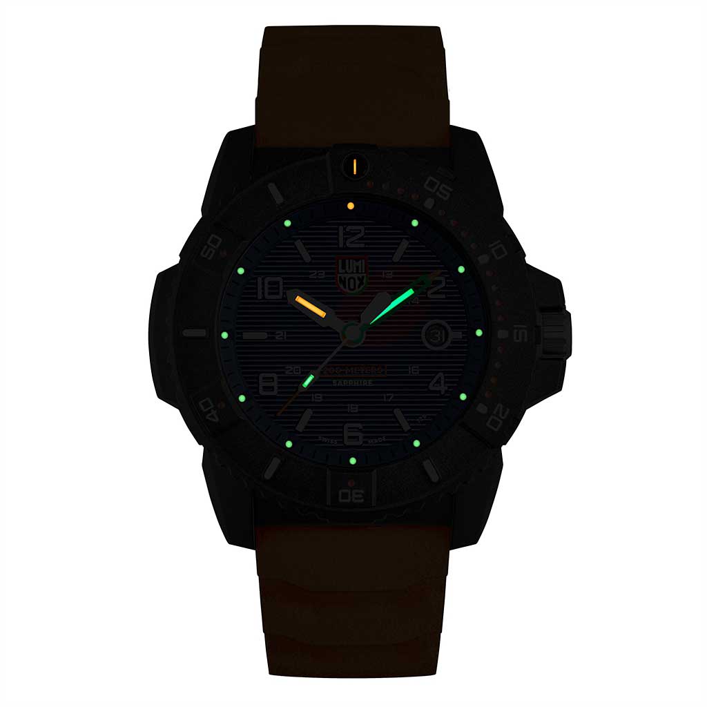 Luminox Navy SEAL 3600 Series XS.3603 Herren Uhr • Leuchtet 25 Jahre • Robustes Carbonox-Gehäuse