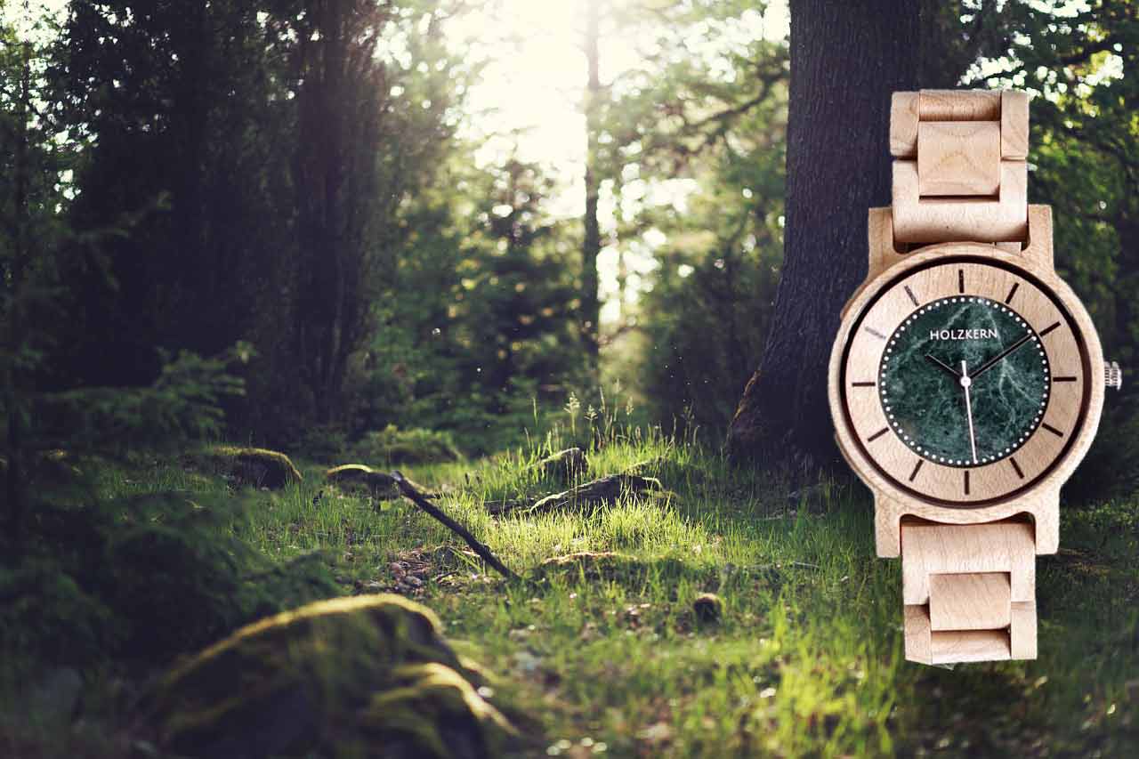 Holzkern Uhren