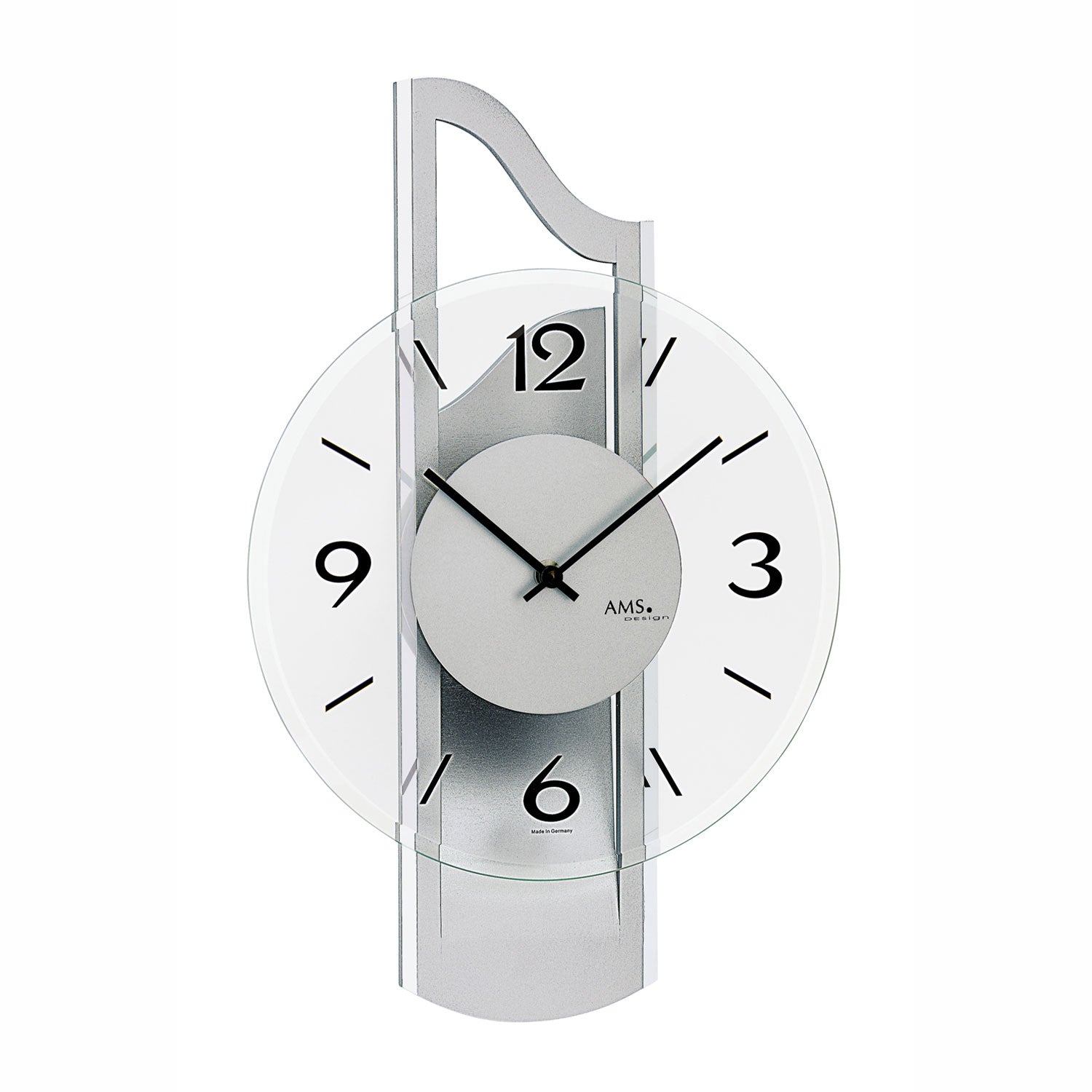 Wanduhr mit silberfarbenem Gehäuse, rundem Zifferblatt und facettiertem Mineralglas
