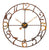 Wanduhr mit rundem Metallgehäuse, arabischen Ziffern und goldenen Zeigern, dunkelbraun