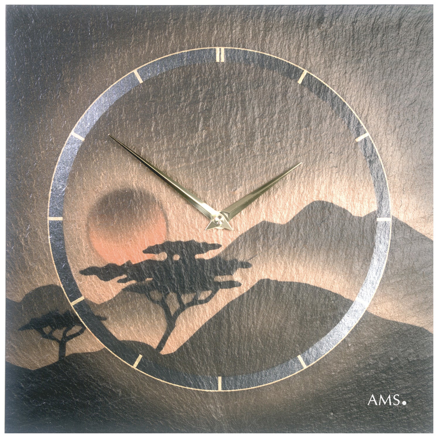 Wanduhr aus Naturschiefer mit Rundrahmen, Baum-Illustration und Zeigern