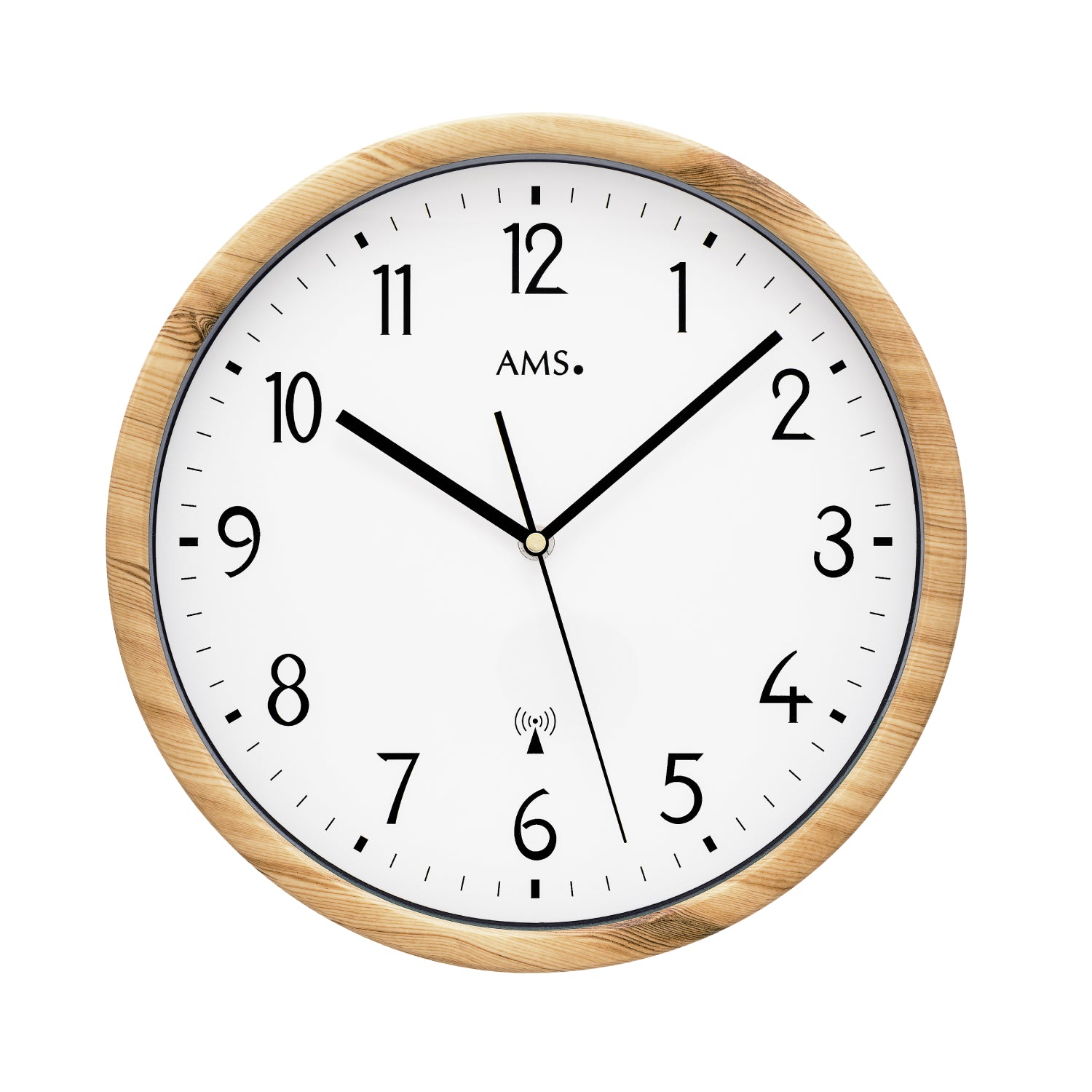 Wanduhr Holzoptik: rundes Gehäuse, weißes Zifferblatt, schwarze Zeiger, AMS-Logo