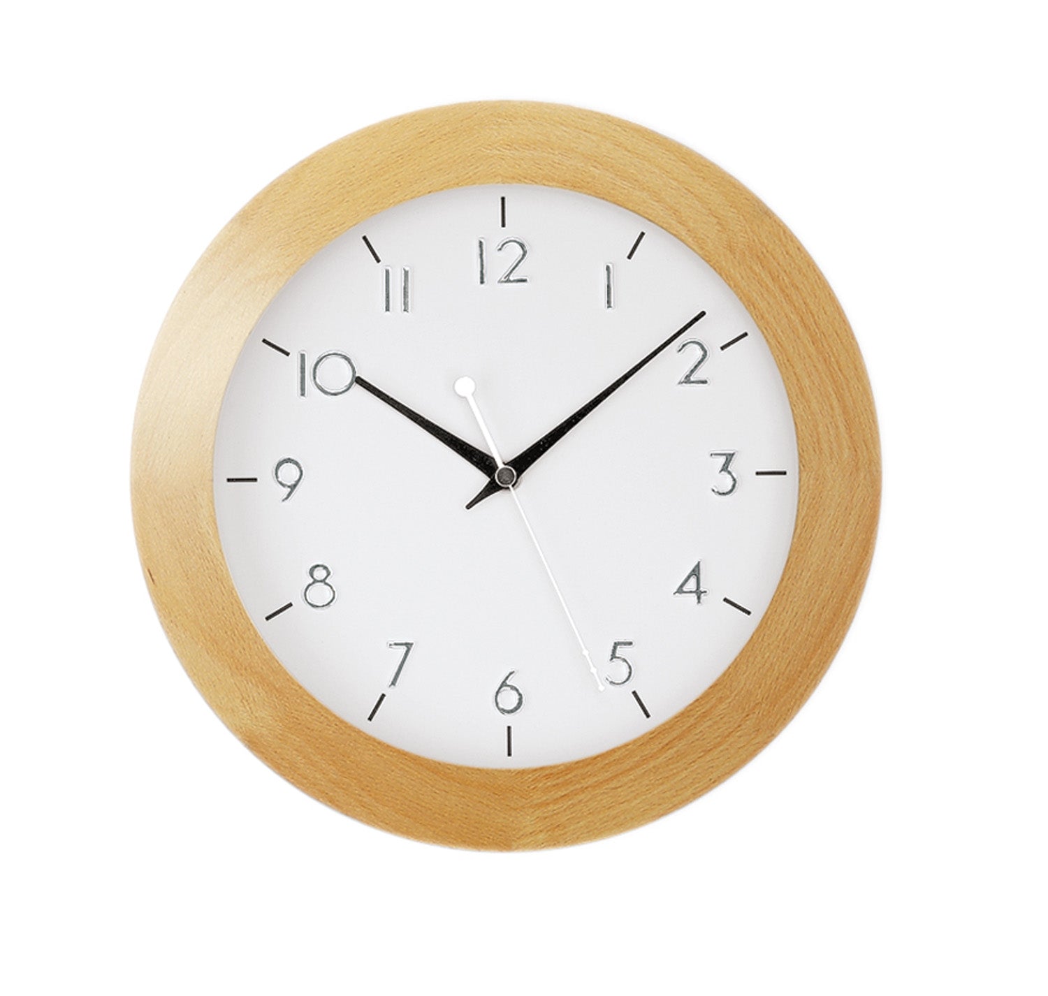 Runde Wanduhr aus Buche mit weißem Zifferblatt und schwarzen Zeigern