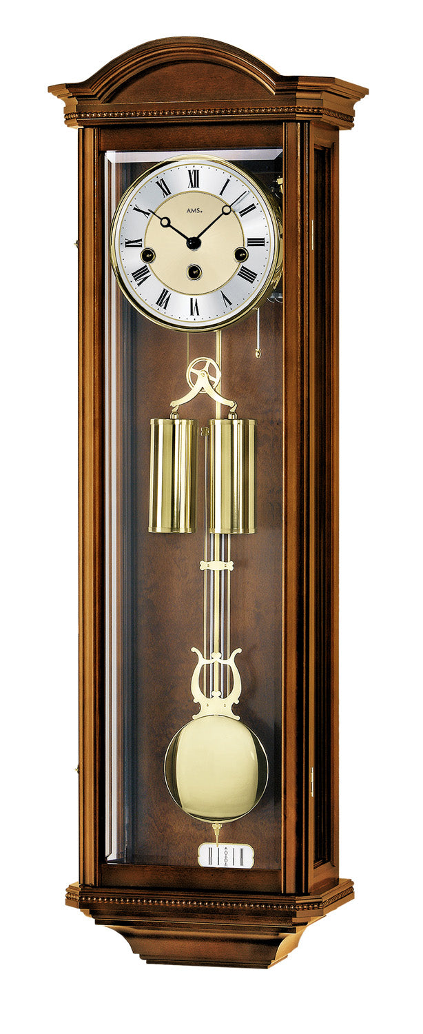 Nussbaumfarbene Wanduhr mit goldenem Pendel und rundem Ziffernblatt, Glasfront