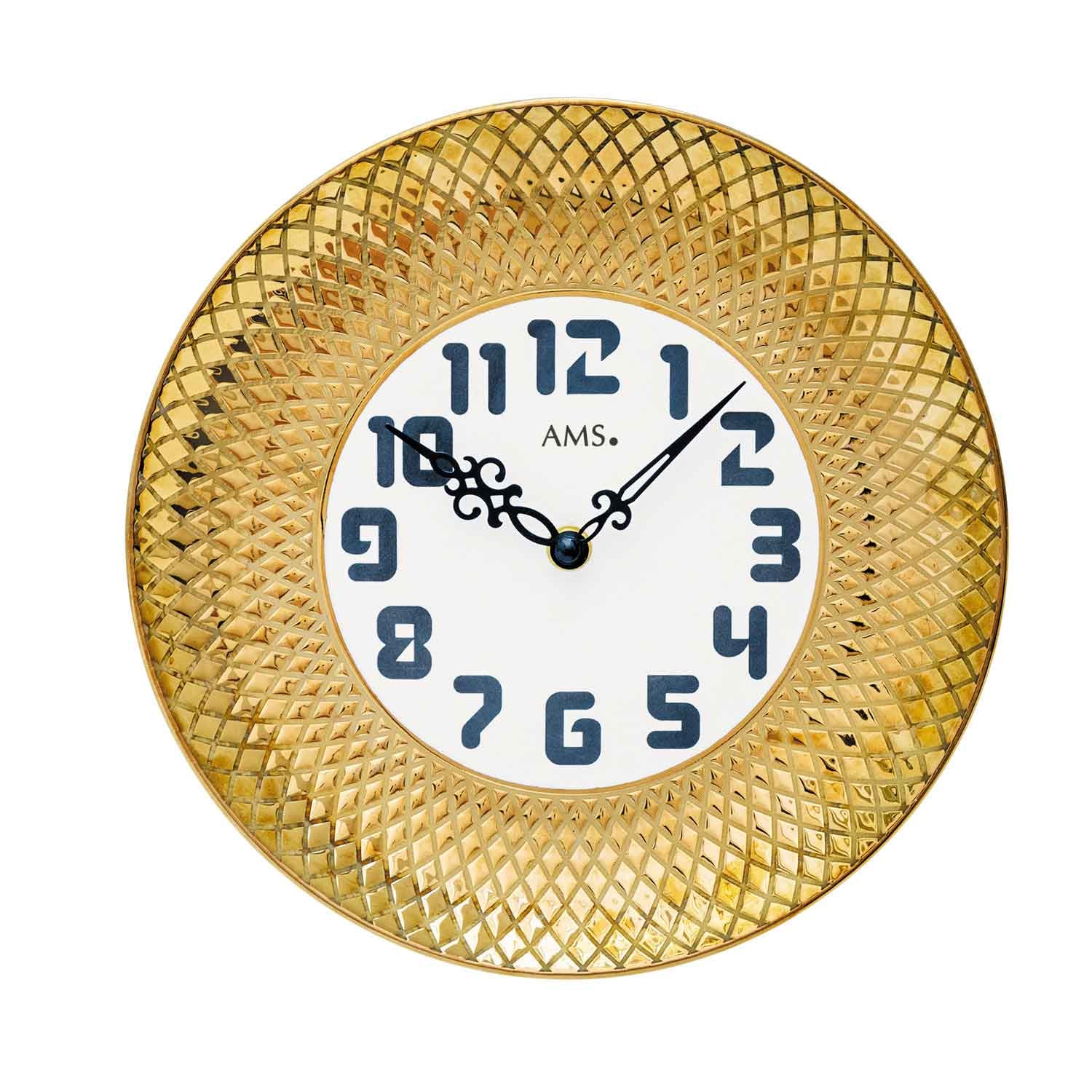 AMS Wanduhr mit rundem goldfarbenem Keramikgehäuse und weißem Zifferblatt