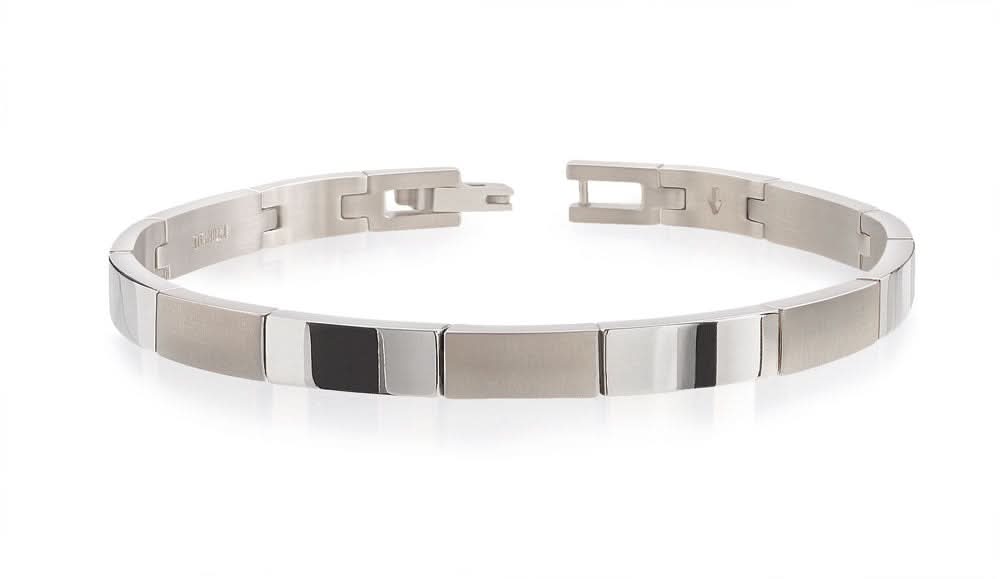 Titanarmband mit polierten Gliedern und Steckverschluss, silberfarben