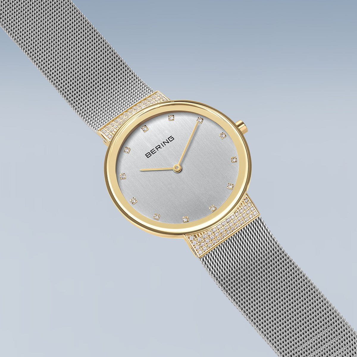 Bering Classic 10135-0105 Damenuhr • Saphirglas • Milanaise