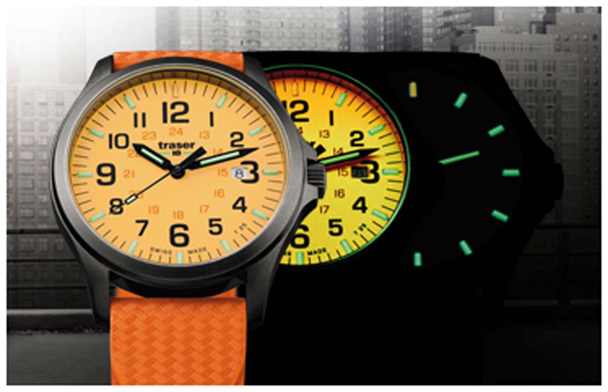 Traser P67 Officer Pro 107423 Herren Uhr • Swiss Made Quarz Uhrwerk • trigalight Beleuchtung