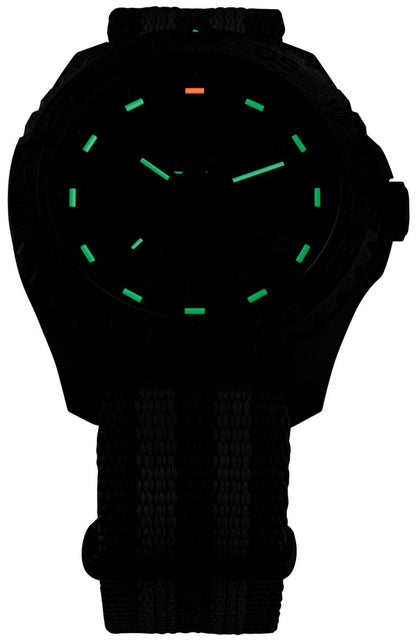 Traser P96 109041 Herrenuhr • Trigalight • Swiss Made