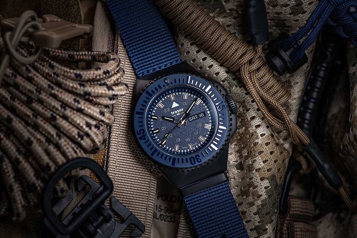Traser P69 Black Stealth 109856 Herrenuhr • Trigalight H3 • Swiss Made