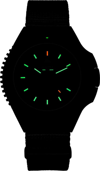 Traser P69 Black Stealth 109856 Herrenuhr • Trigalight H3 • Swiss Made