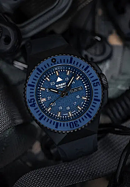 Traser P69 Black Stealth 109857 Herrenuhr • Trigalight H3 • Swiss Made