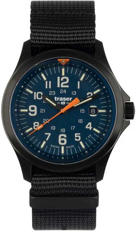 Traser P67 Officer Pro TS-111069 Herren Uhr • Quarz Uhrwerk • Saphirglas