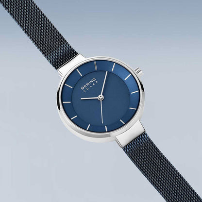Bering Solar 14631-307 Damenuhr • Kratzfestes Saphirglas • Feines Milanaise-Armband