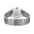 Herrenarmbanduhr Rückansicht, silbernes Metallarmband mit Schließe und gravierter Bodenplatte