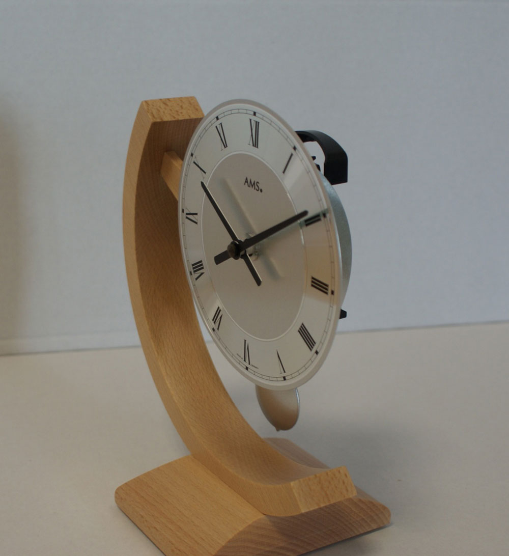 AMS Table Clock 22x18x4 cm Beech • Quartz Movement • Modern Design