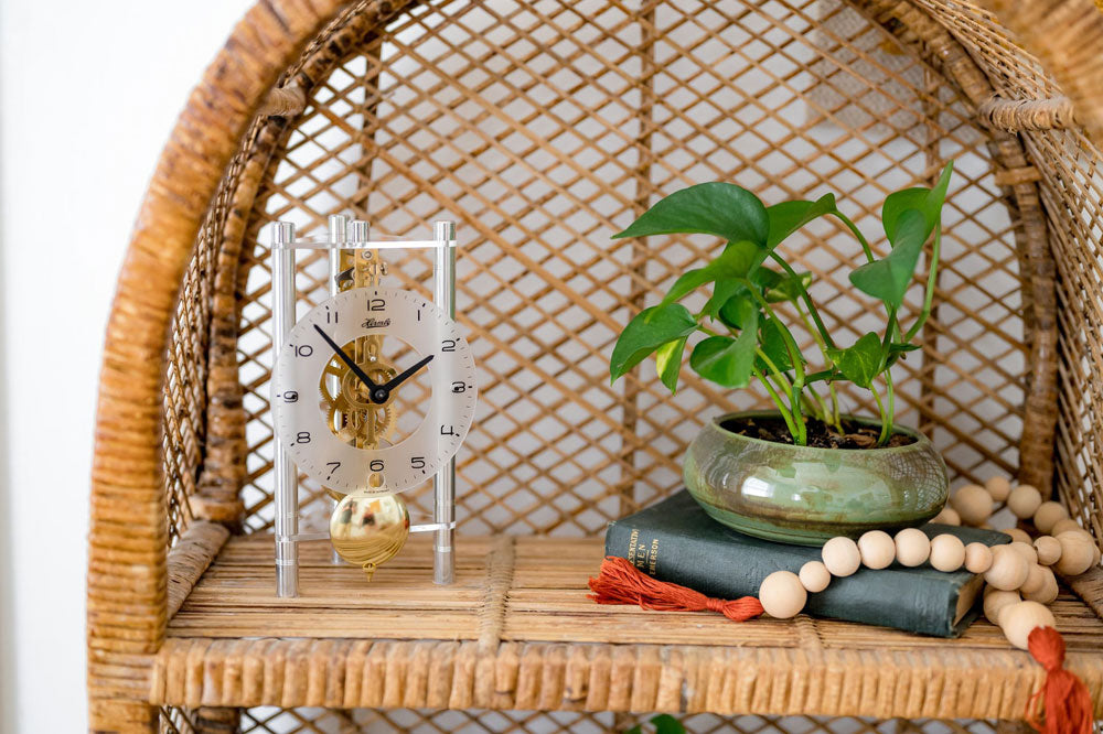 Hermle Tischuhr 19,5x11x6 cm Messing • Lautloses Uhrwerk • Mechanisches 8-Tage-Werk