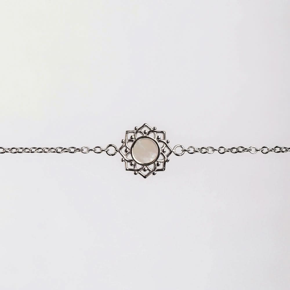 Composition Armband mit weißem Perlmutt Anhänger - Holzkern Modell: Jewelry