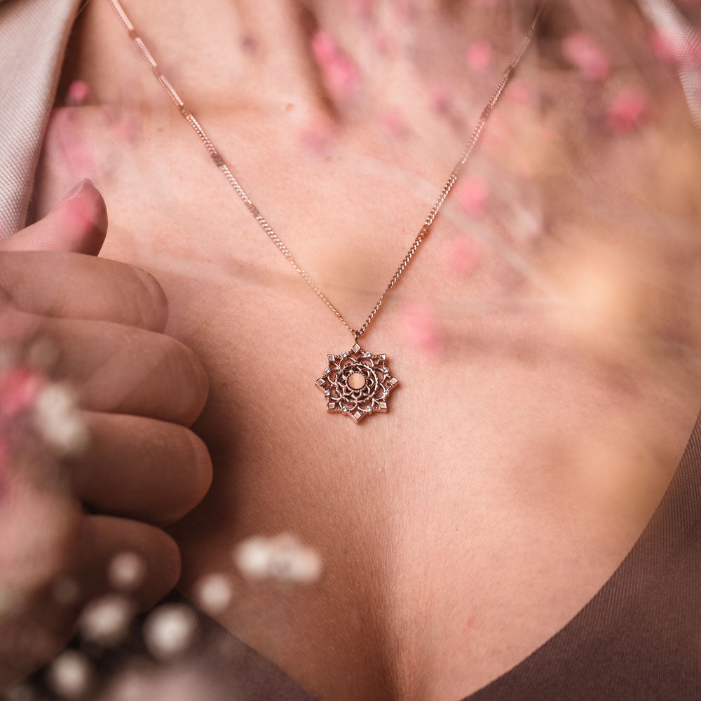 Aphonia Halskette  Schneeflocken Anhänger - Holzkern Modell: Jewelry