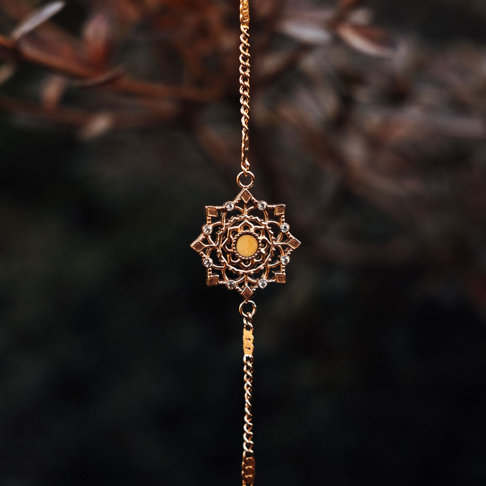 Aphonia Armband mit Schneeflocken Anhänger - Holzkern Modell: Jewelry