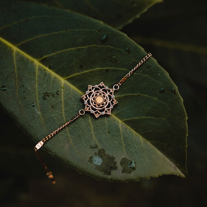 Aphonia Armband mit Schneeflocken Anhänger - Holzkern Modell: Jewelry