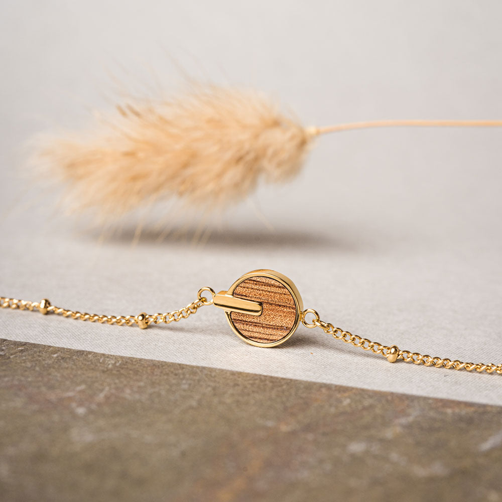 Opacity Armband mit rundem Holz Anhänger - Holzkern Modell: Jewelry