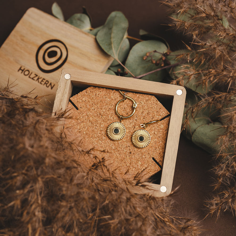 Stencil Ohrhänger mit rundem Anhänger - Holzkern Modell: Jewelry