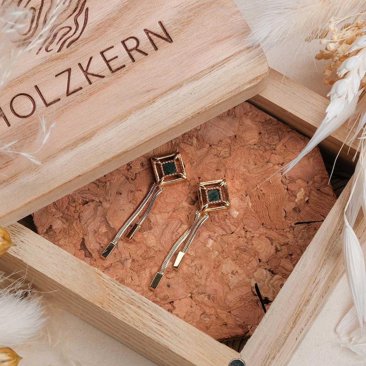 Awakening Ohrringe (Marmor/Gold) Ohrstecker mit Ketten Anhänger - Holzkern Modell: Jewelry