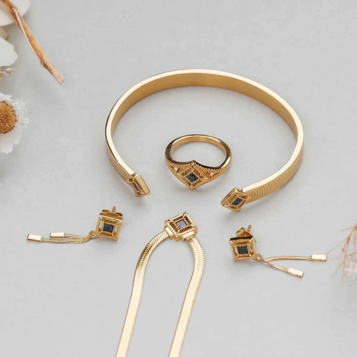 Awakening Ohrringe (Marmor/Gold) Ohrstecker mit Ketten Anhänger - Holzkern Modell: Jewelry