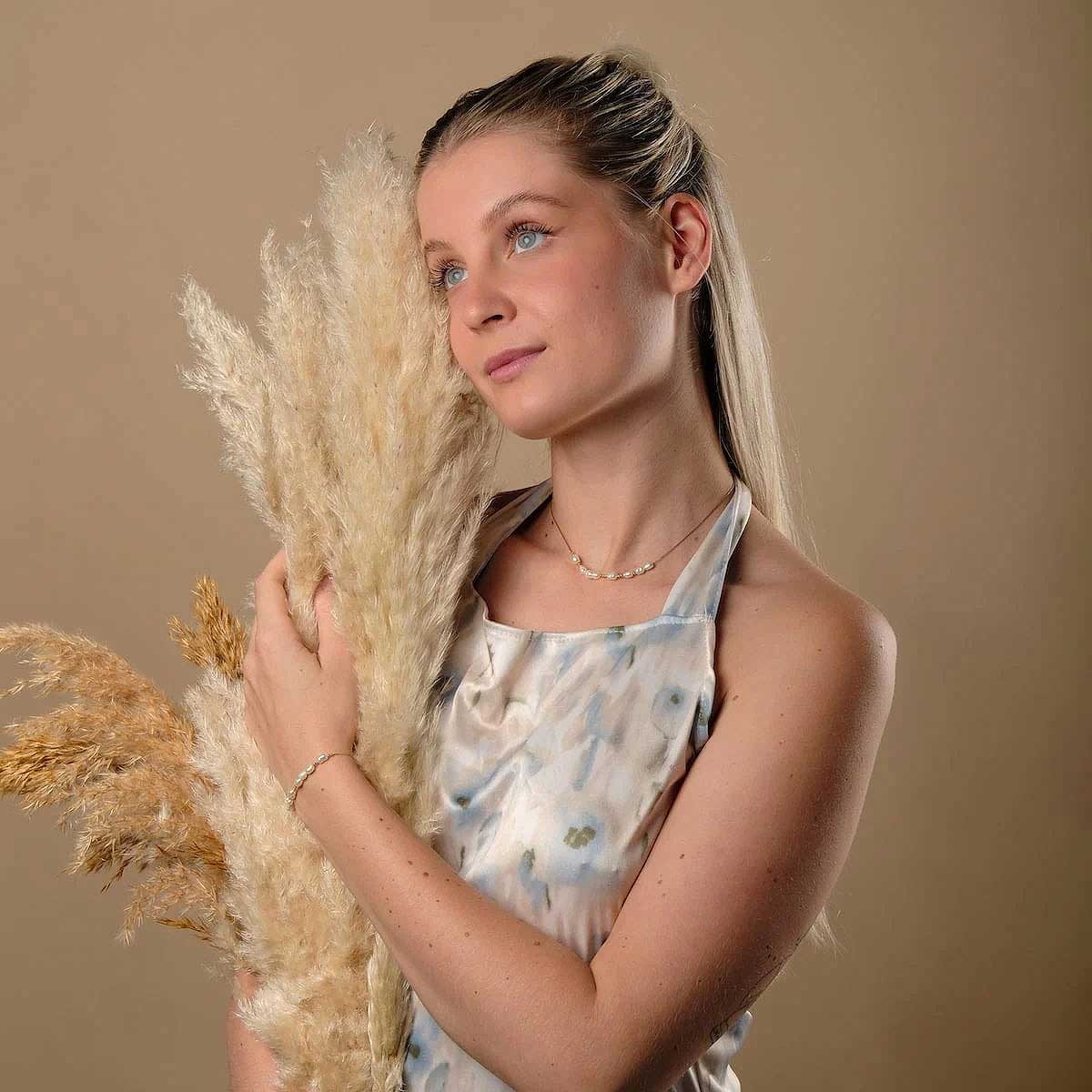 Familytie Halskette (Perle/Gold) Filigrane Halskette mit Perlen Anhänger - Holzkern Modell: Jewelry