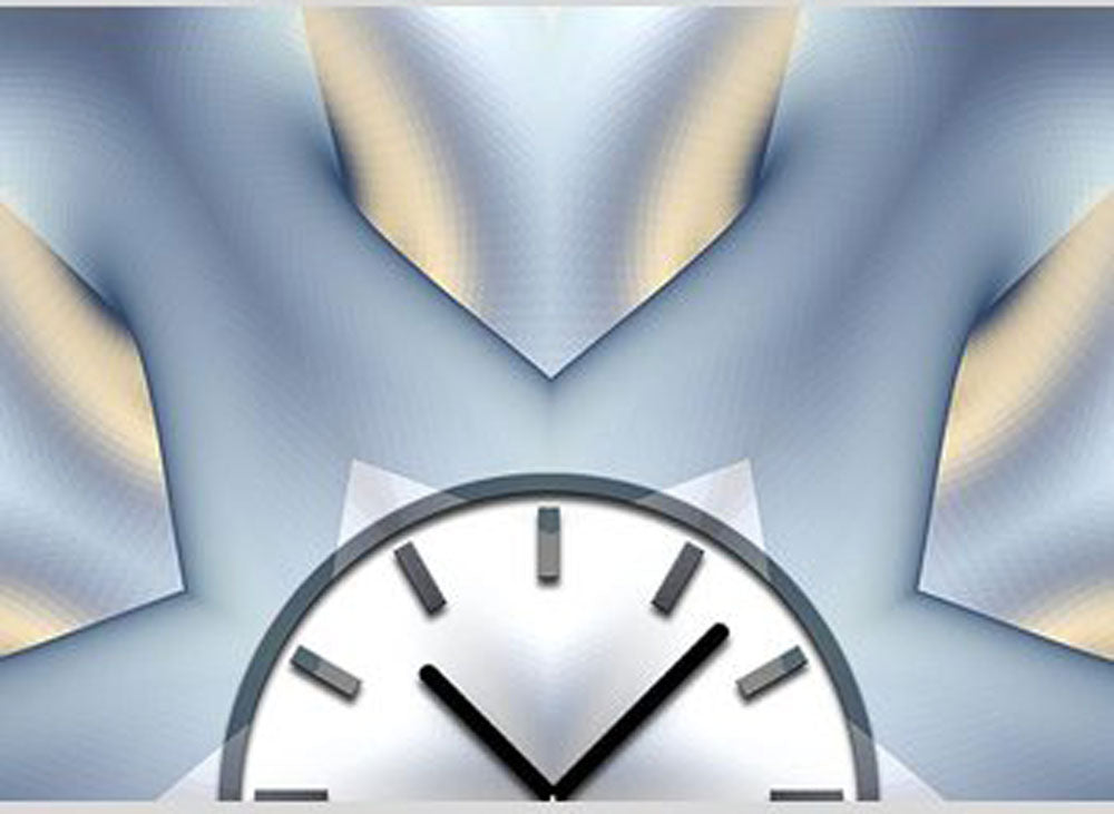 Dixtime Wanduhr 30 cm Ø Aluminium • Lautloses Uhrwerk • Modernes Design