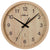 Runde Wanduhr mit Holzoptik, beigen Ziffern, schwarzen Zeigern und Minutenmarkierungen