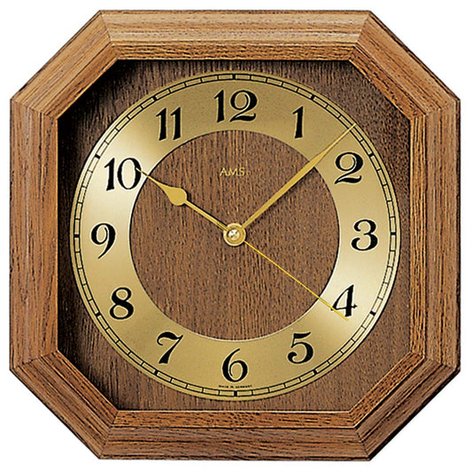 AMS Wanduhr 26x26x5 cm Holz • Funkgesteuert • Arabische Ziffern
