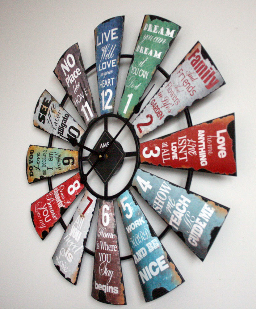 AMS Wanduhr 70x70x5 cm Metall • Leises Quarzwerk • Farbenfrohes Design