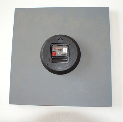 Wanduhr modern 34 cm x 34 cm x 4 cm - AMS Modell: 9594