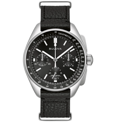 Bulova Lunar Pilot 96K111 Herren Uhr • Hochpräzises Quarzwerk • Saphirglas