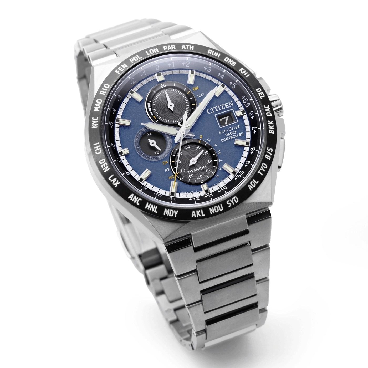 Citizen Radio-Controlled AT8238-84L Uhr • Eco-Drive • Super Titanium