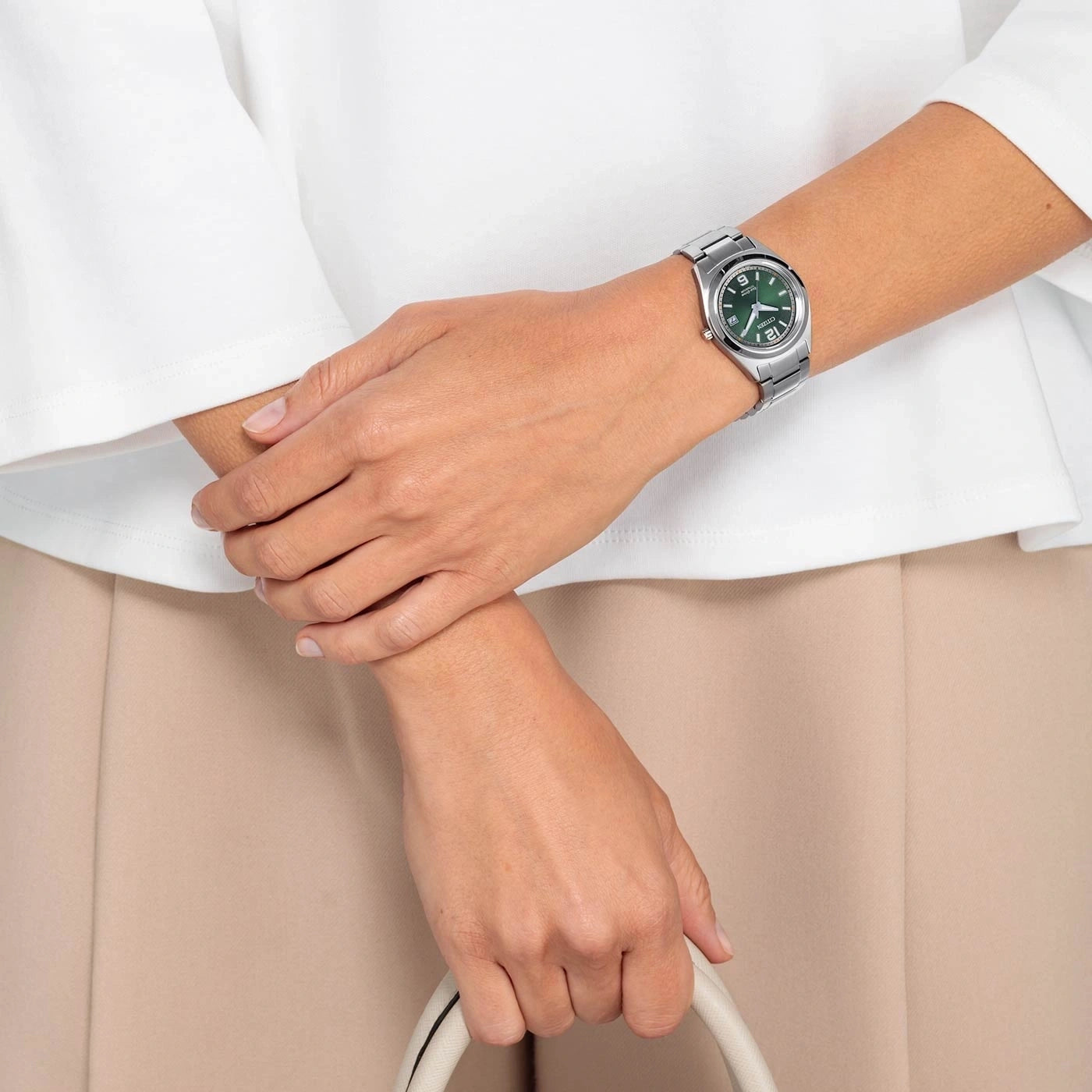 Citizen Elegance FE6151-82X Uhr • Eco-Drive Solarantrieb • Edles grünes Zifferblatt