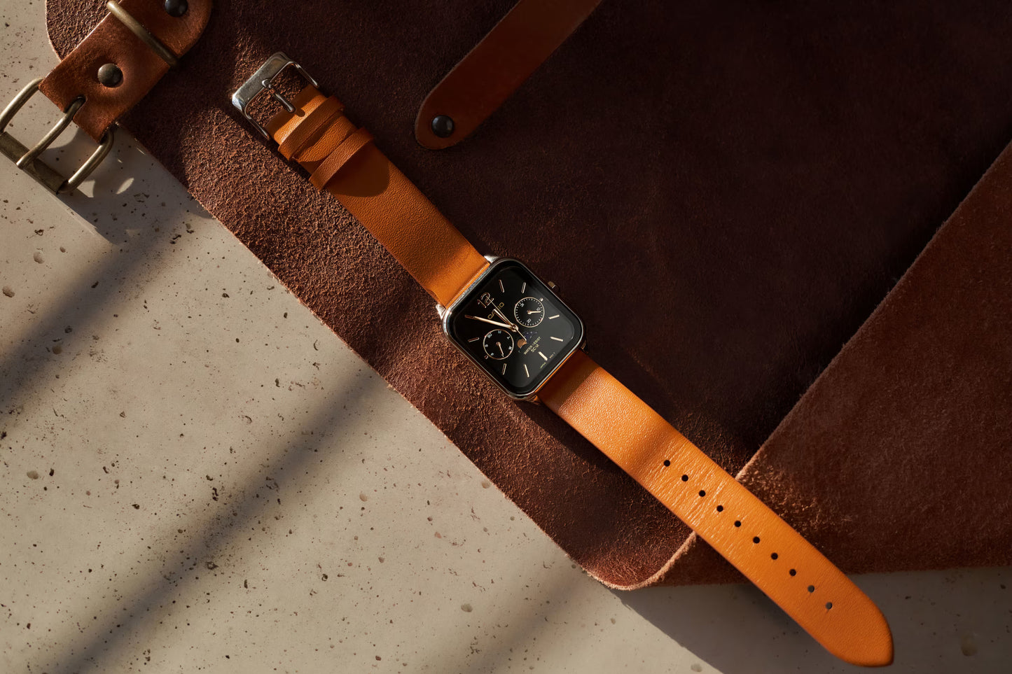 Casio MTP-M305L-1AVER Herrenuhr • Mondphase • Lederband