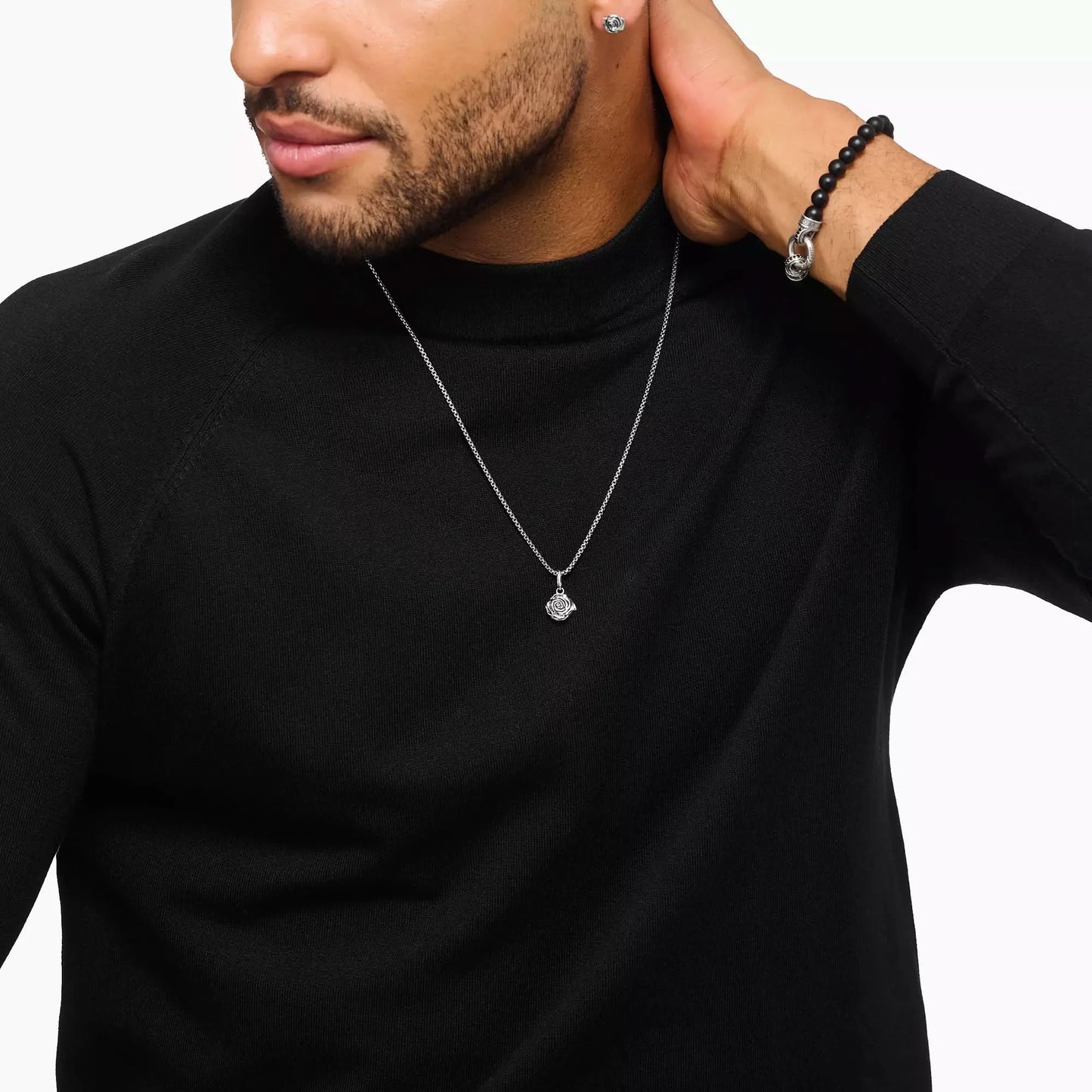 https://www.thomassabo.com/dw/image/v2/AAQY_PRD/on/demandware.static/-/Sites-ts-master-catalog/default/dw8f276849/product/P/PE/PE982/PE982-637-21_mm1.webp?sfrm=png&bgcolor=F9F7F5