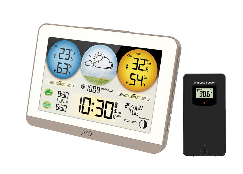 Funkwetterstation mit hellem Digitaldisplay und Außensensor, zeigt Wetterdaten und Uhrzeit.