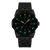 Schwarze Damenuhr mit Leuchtindizes und schwarzem Metallarmband