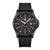 Herrenuhr mit schwarzem Textilarmband und schwarzem Gehäuse, leuchtendes Ziffernblatt