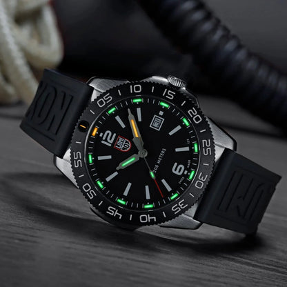 Luminox Pacific Diver XS.3121 Herren Uhr • LLT-Leuchtsystem • Saphirglas