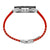 Herrenuhr mit rotem Silikonarmband und Edelstahlgehäuse, Seitenknöpfe sichtbar